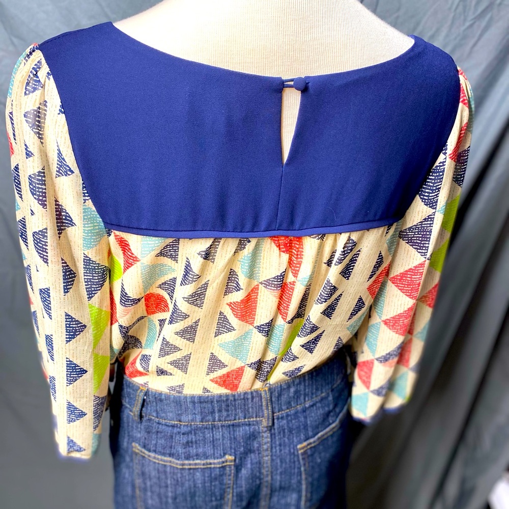 Umgee Versatile Abstract Triangle Semi-Sheer Baby… - image 6